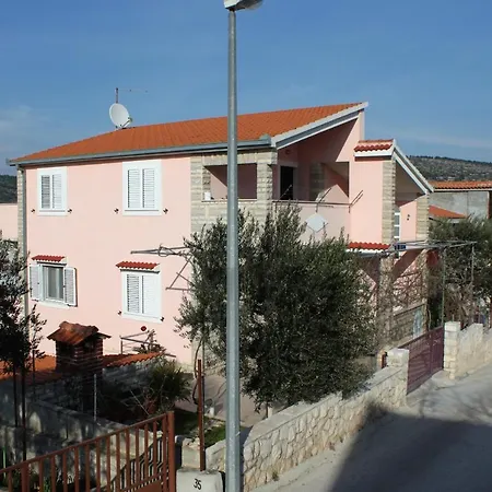 Apartmán By The Sea Businci, Ciovo - 5256 Trogir