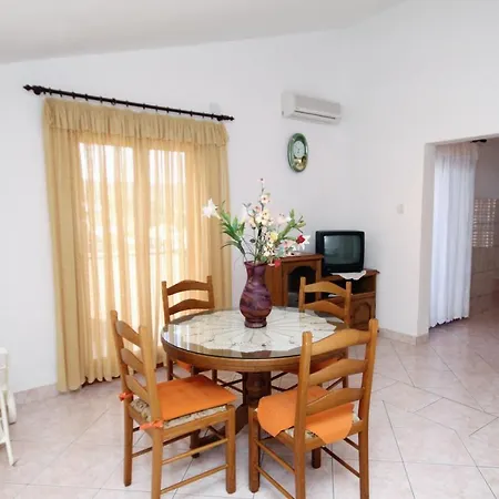 Apartmán By The Sea Businci, Ciovo - 5256 *